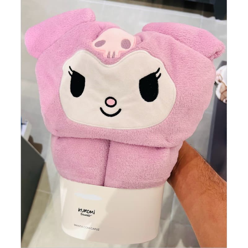 Manta Cobertor Infantil Quentinho com Capuz Personagens KUROMI  1,52mx0,76m