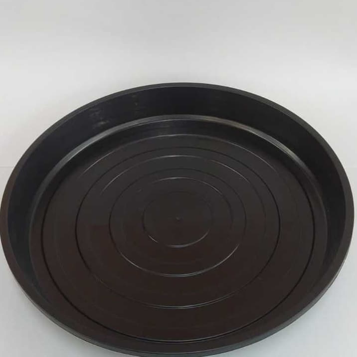 PRATO REDONDO PRETO P/VASOS 21CM / 24CM/ / 32CM