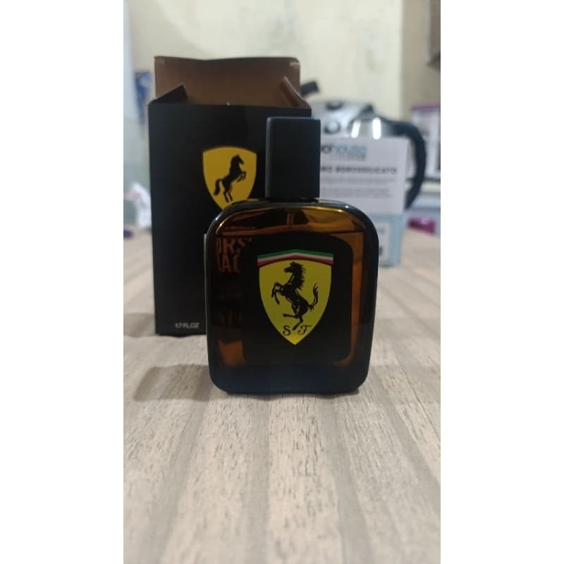 perfume masculino Horse Black !! EAU PERFUME..  perfume atraente