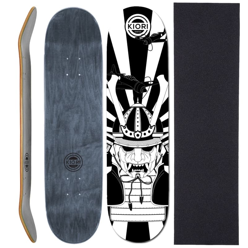 Shape de Skate com Lixa - Kiori Skates - Samuria Flag Black 8.25"