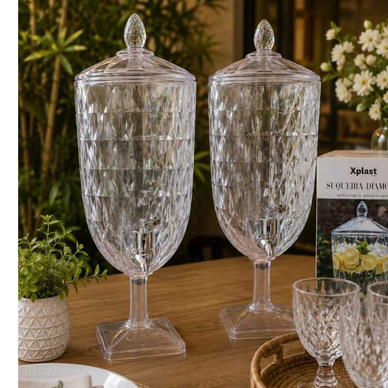 Kit com 2 ou 1 Suqueira Cristal Jarra De Bebidas Suco Aguá Saborizada Diamond Premium 4.5L Acrílico Transparente.