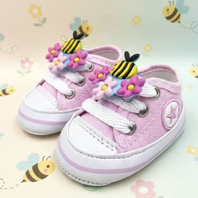Tênis Bebê Sapatinho Recém Nascido Confortável Menina Mesversário Baby Promoção Pe No Pano Baby