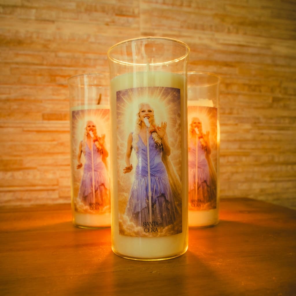 Vela 7 dias Santa Gaga | Vela Decorativa Artesanal | Presente Criativo e Divertido | Santa Cera