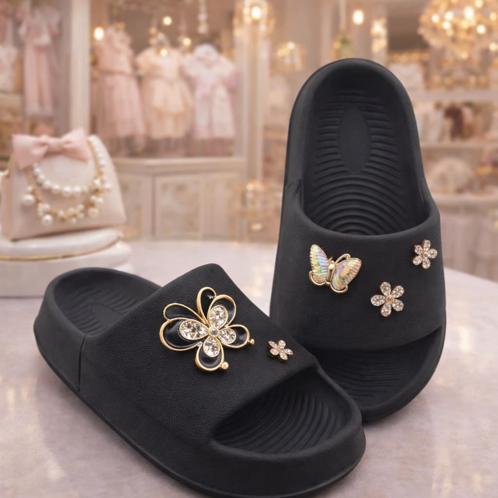 Chinelo Nuvem Infantil Menina Luxo Sandalia Papete Criança Menina Brilho Pinjentes Sortidos