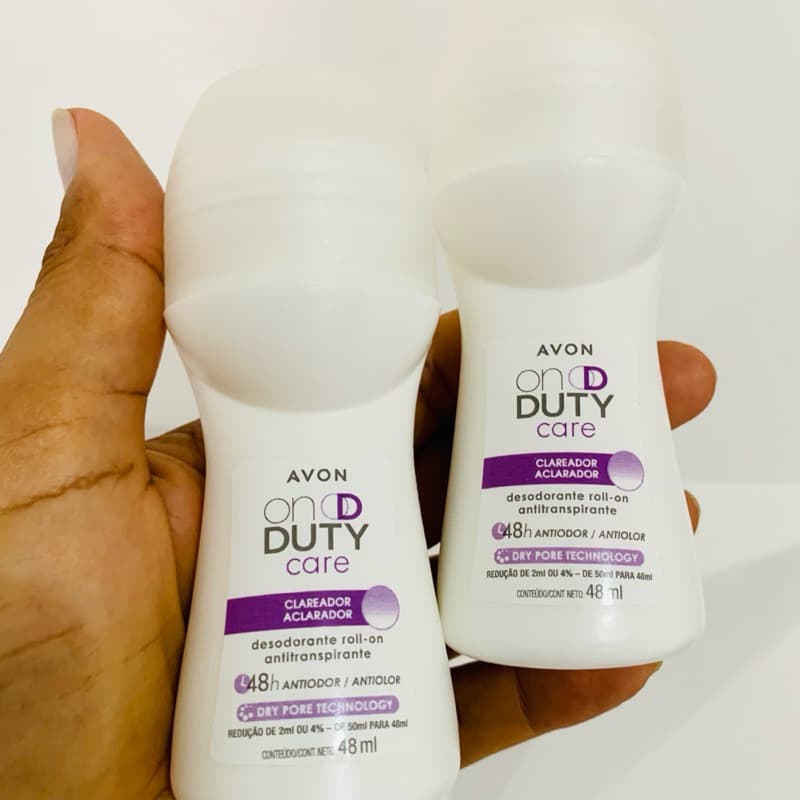 Kit 2 Desodorantes Roll On Avon On Duty Care Clareador 48h Antitranspirante 48ml Axilas Mais Claras e Proteção Duradoura