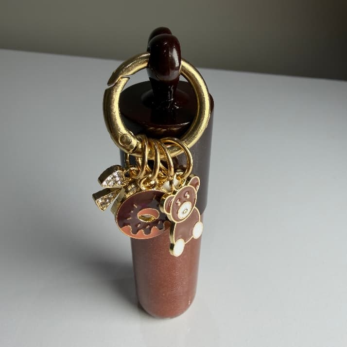 Gloss com  Chaveiro lip gloss  Brilho Espelhado Pingente Coração marrom