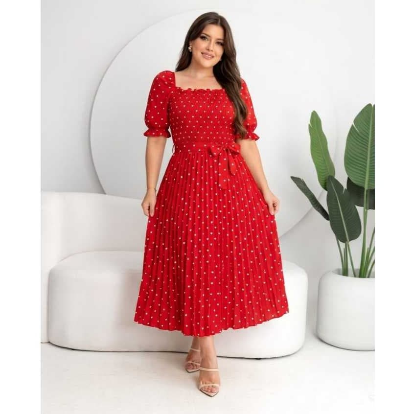 Vestido Midi plissado Manga Curta Bufante cintura alta Crepe estampado  Con coraçao moda evangélica.