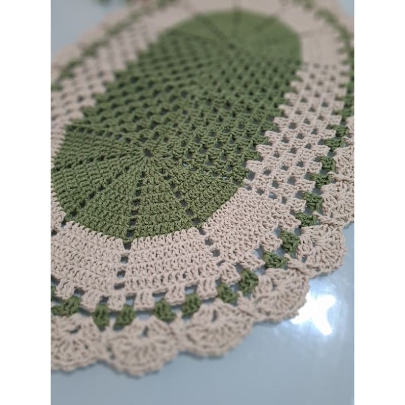 Tapete de Crochê Oval Verde  militar e areia – 69x47cm |Pronta Entrega/casa/ home decor