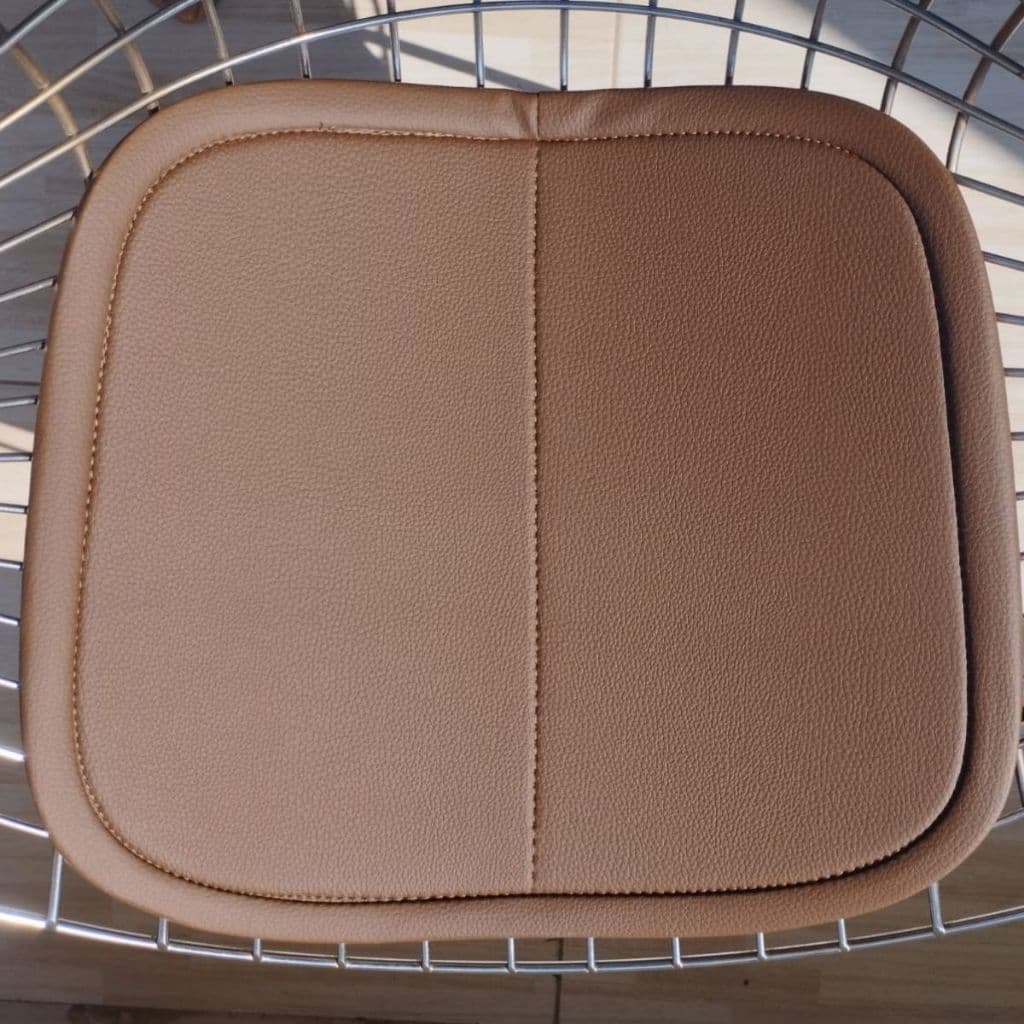 kit 6 assento com encosto bertoia marrom