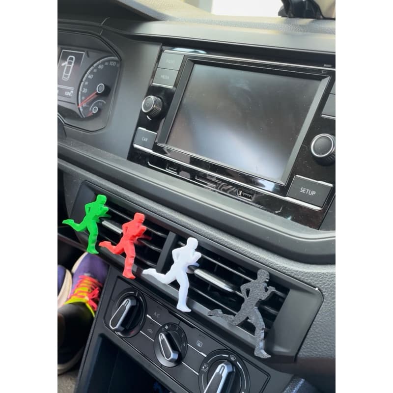 Esporte - Decoração Criativa Carro Bonecos. P/ Grade Ar Veicular