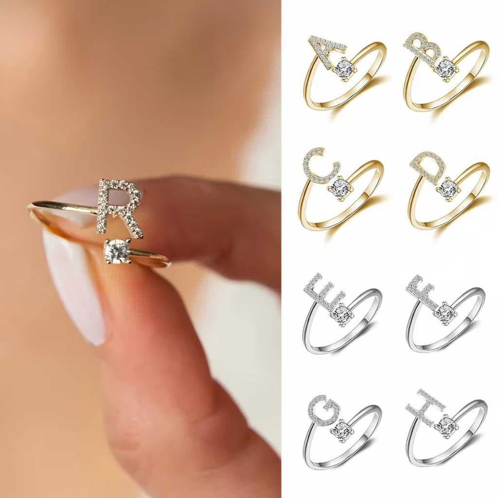 Anel Feminino com Inicial Cravejada e Zircônia Delicada Ajustável | Banhado a Ouro/Prata com Letra