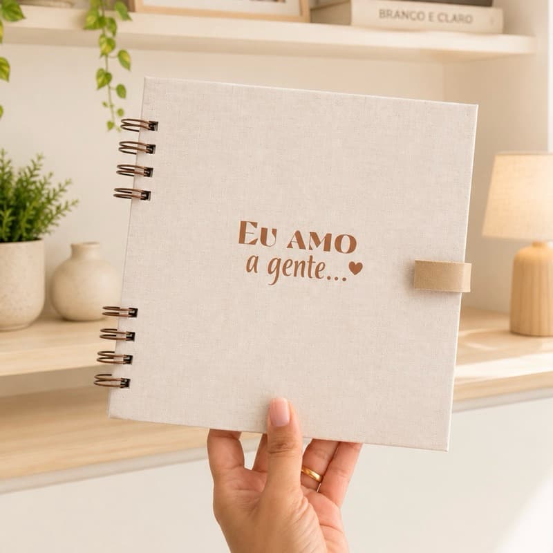 🤎 EU AMO A GENTE 18x18 | 50 Páginas | Capa Dura | Folhas Brancas