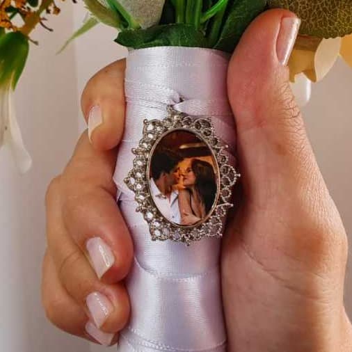 Relicário Pequeno e Médio para Buquê de flores de noiva casamento - COM FOTO