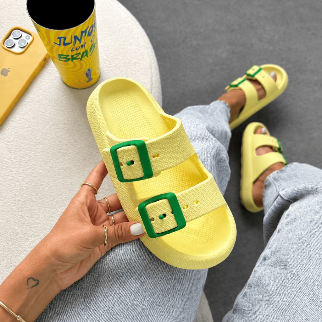 Chinelo Sandália Feminino e Masculino Anatômica Leve Solado Aderente Fivela Ajustável