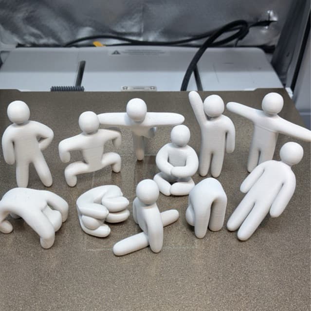Mini Boneco em Pose para Jogo de Esconde-Esconde | Impressão 3D Colecionável