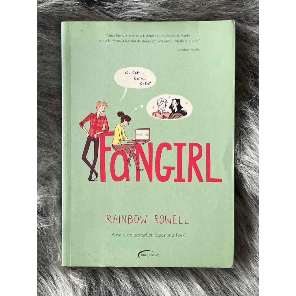 [Livro Usado] Fangirl - Rainbow Rowell - Edição da editora Novo Século