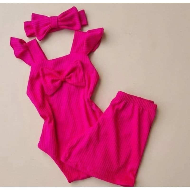 Conjunto Body e short com faixa de Cabelo tecido canelado veste até 2 anos