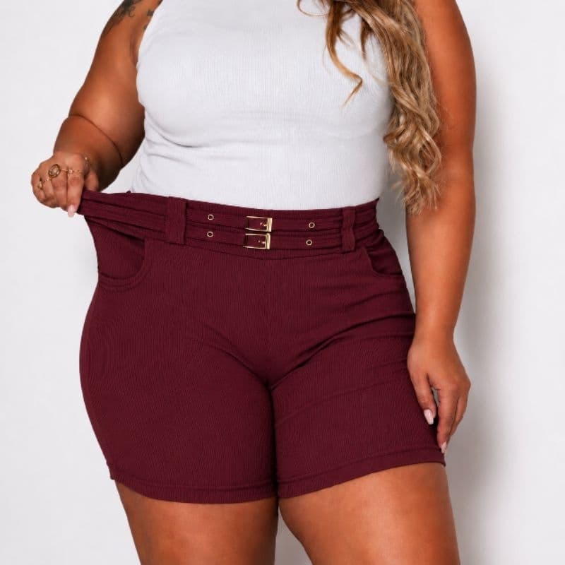 SHORT FEMININO PLUS ZESI DE TECIDO  CANELADO COM ELASTICIDADE COM DOIS CINTOS