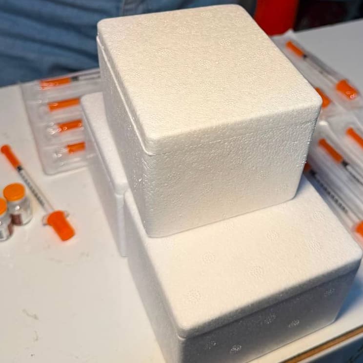 80 unidades de isopor de 250ml para insulina, sorvete e medicamentos