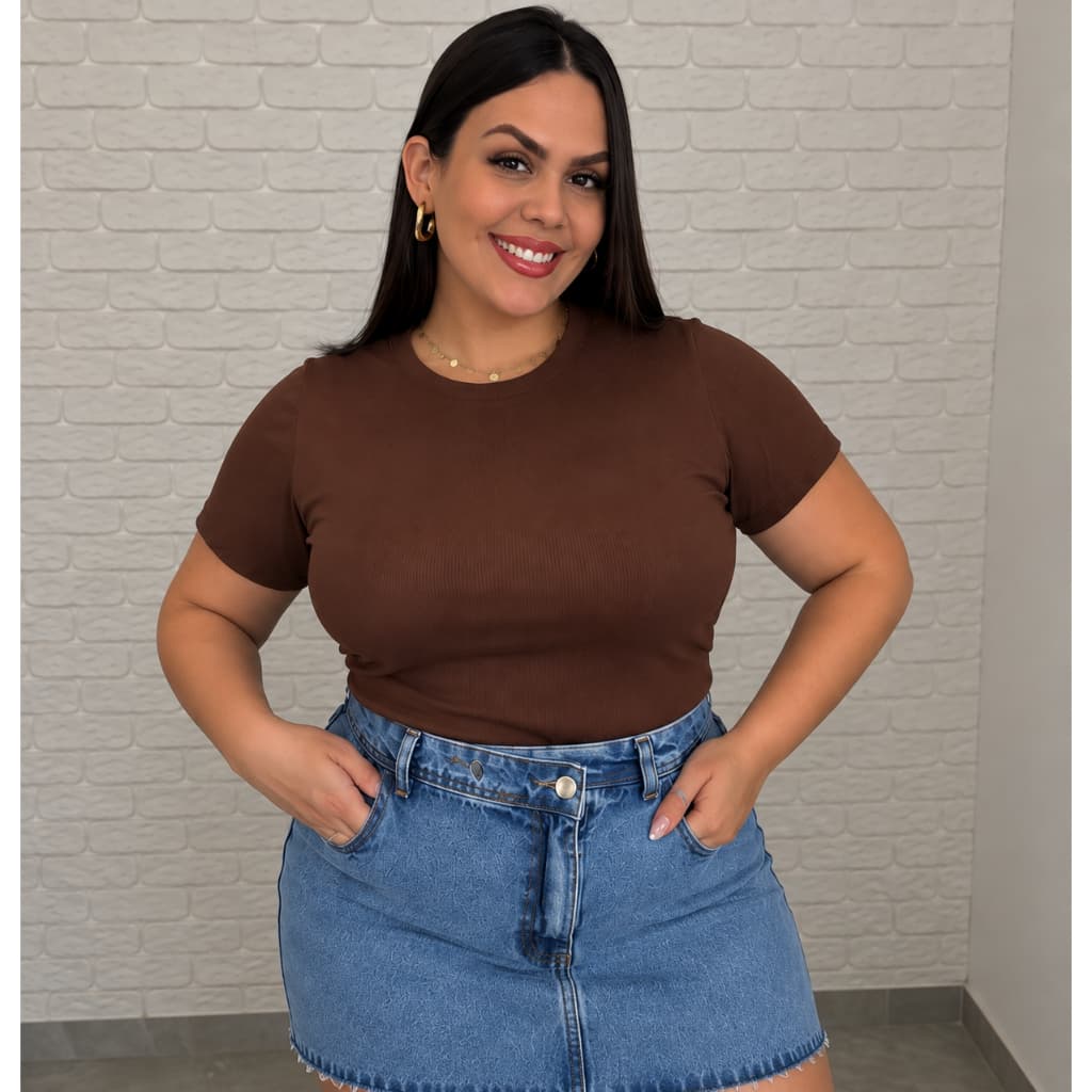 Kit Blusa T-Shirt Plus Size Feminina Gola Redonda Manga Curta Canelada Premium Com Ajuste Perfeito E Visual Moderno