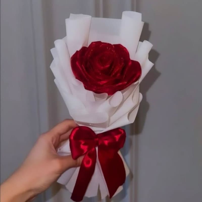 Rosa Eterna – Flor Artificial Decorativa com Laço de Cetim | Presente Romântico Dia das Mulheres, Namorados