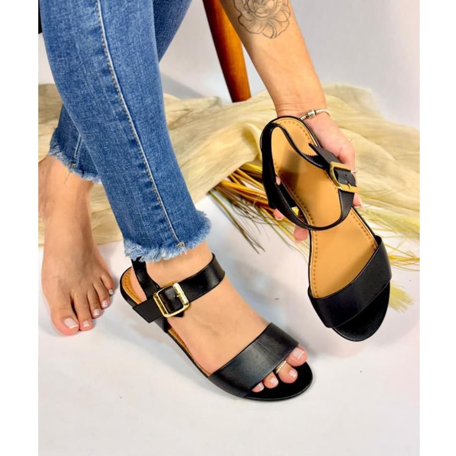 Sandália Rasteira feminina Elegante e Confortavel fivela