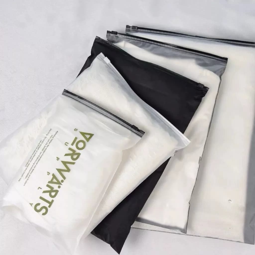 Saco Zíper Preto Fosco Ideal Para Roupas E Acessórios Kit 10/50 Unidades