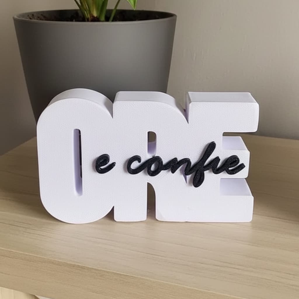 Letreiro Ore e Confie Frase Decoração Escritório Moderno Fé Presente Religioso Enfeite Mesa Cristão