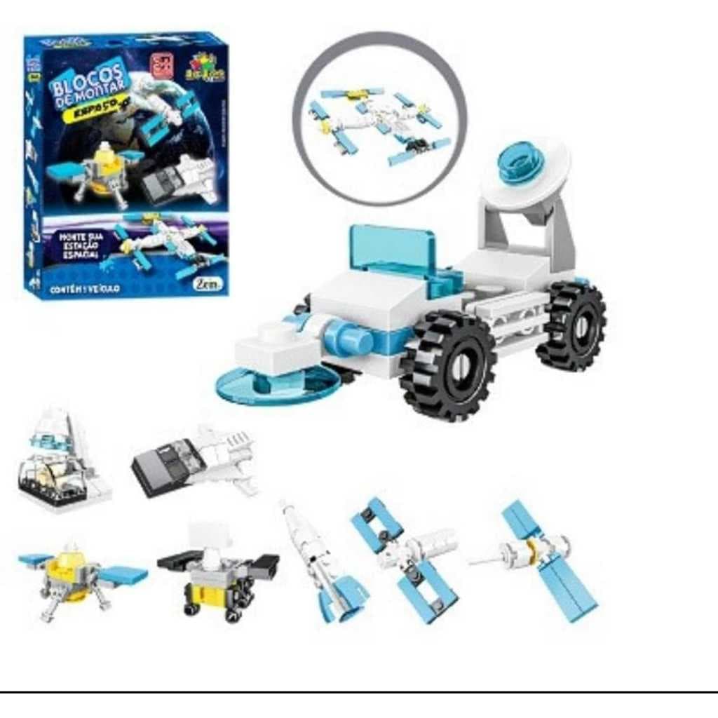 Brinquedos blocos de montar máquinas espaciais.