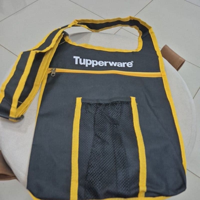 Bolsa tira colo da Tupperware