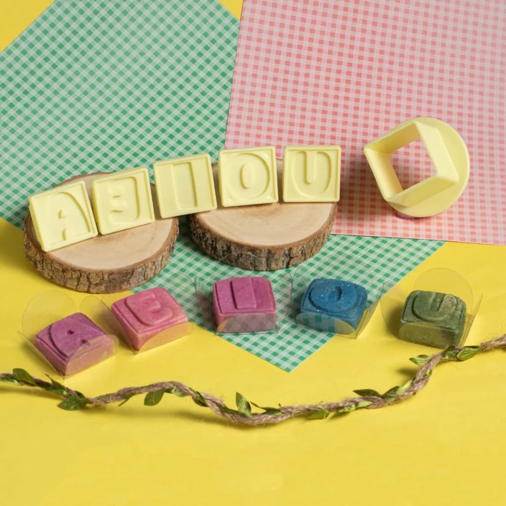 Moldes Ejetor Max Letras Alfabeto BlueStar 29 pcs Para Modelar Doces Brigadeiros e Massas