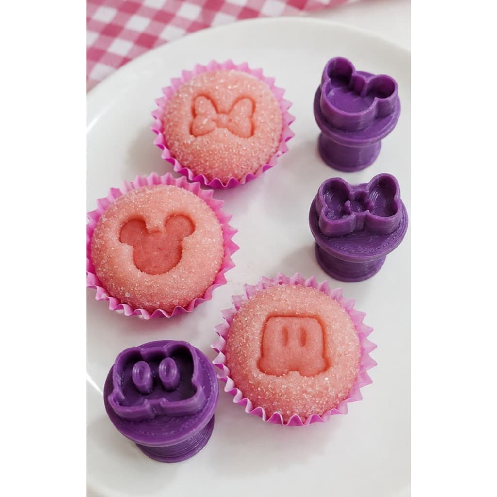 Carimbo marcador personalizado para docinhos de festa e brigadeiro tema ratinhos minnie mickey