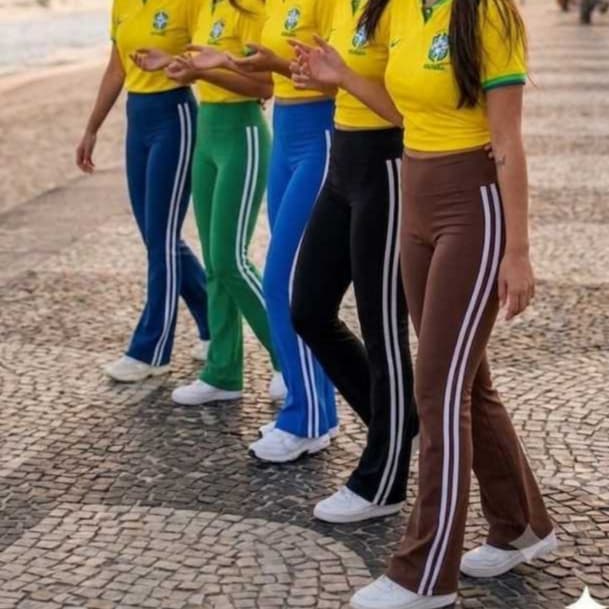 Calça Feminina Flare \Copa Do Mundo Suplex Com LIstras Laterais