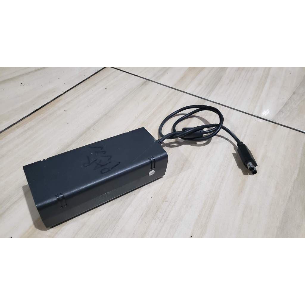 Fonte Compatível Com Xbox 360 Slim Ac Adapter Bivolt. B777