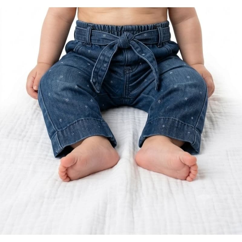 Calça Infantil Bebê Tamanho M | Estilo Jeans | Pouco Usada