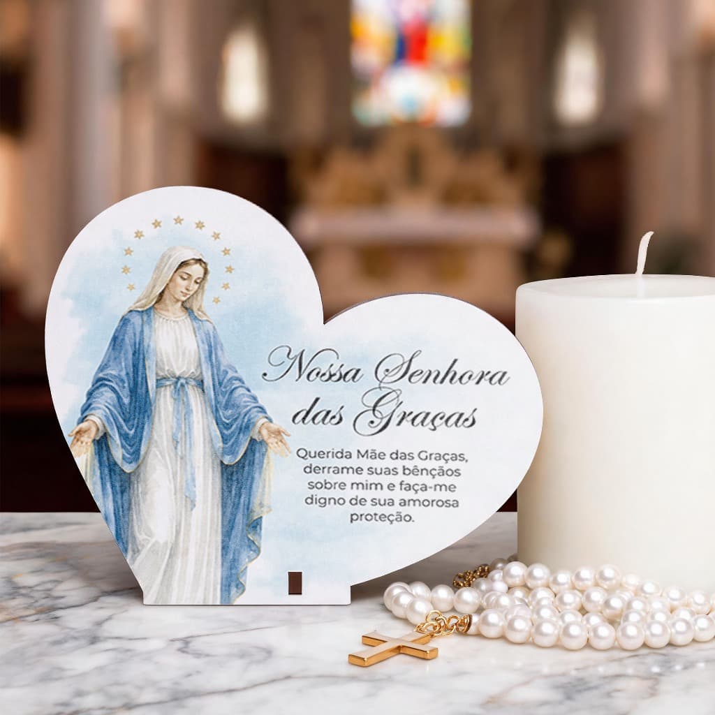 Lembrancinha Católica de Coração Nossa Senhora das Graças MDF Decoração para Eventos - Kit de 45 unidades