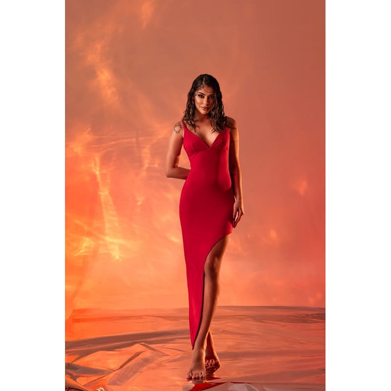 Vestido Longo com Decote V Costas Tiras Cruzadas