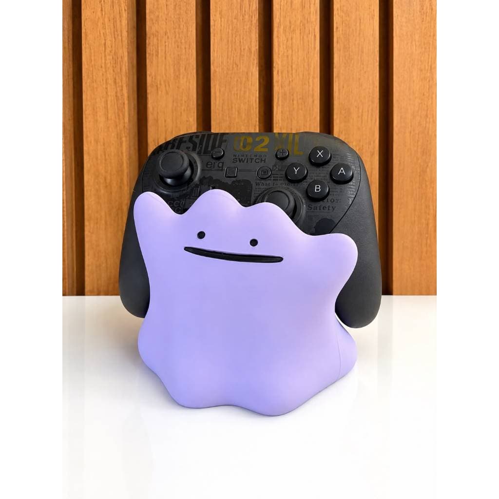 Suporte de Controle Pokémon Ditto – PS5, PS4, Xbox e Nintendo Switch Pro Controller