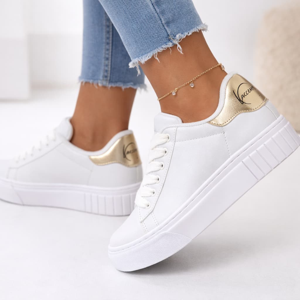 Tênis Branco Feminino Casual com Toque Dourado Conforto e Brilho na Medida Certa
