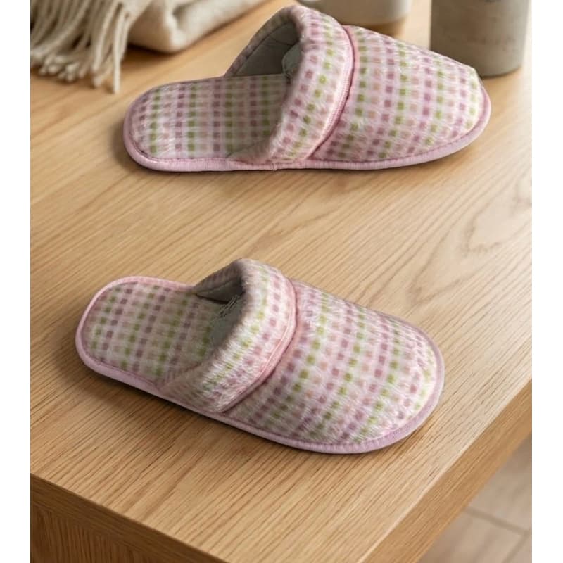 Pantufa Feminina Xadrez Rosa Confortável Leve Antiderrapante – Uso Diário