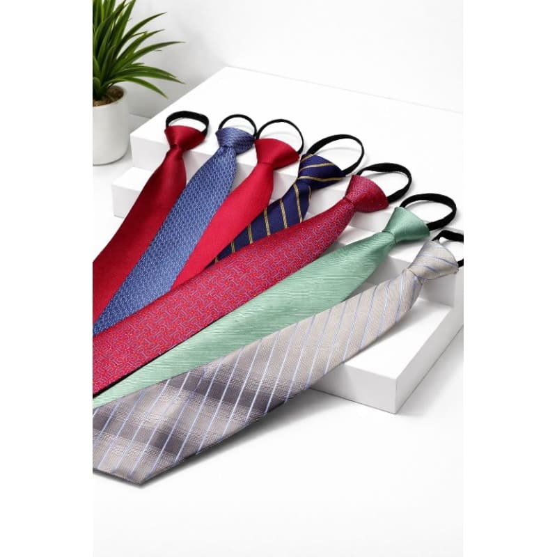 Gravata infantil menino de Zíper vários modelos de Estampas de ótima qualidade, comprimento vários de 31 a 36 cm se
