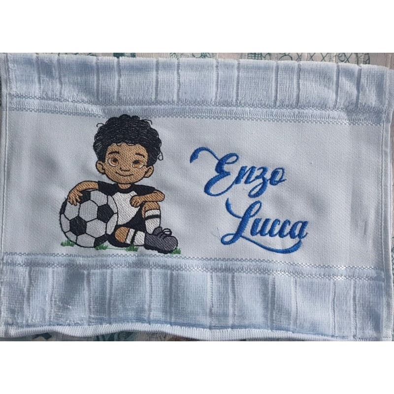 Toalha Escolar Lavando Mão Personalizada Bordada 30x45cm desenho e nome