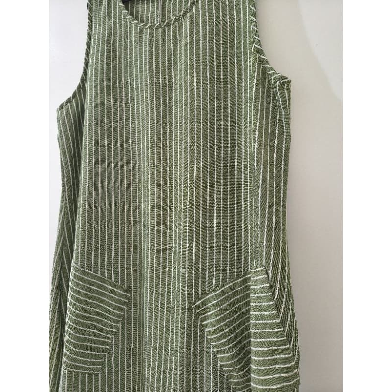 Vestido Flor cor verde com listras brancas e bolso