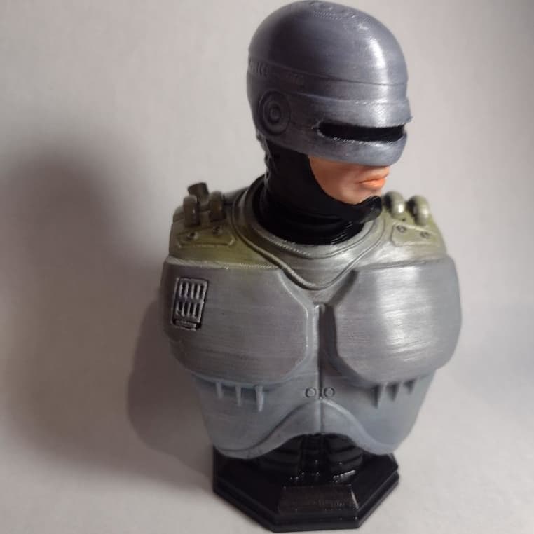 Busto Robocop 13cm Pintado à Mão em PLA – Peça Colecionável