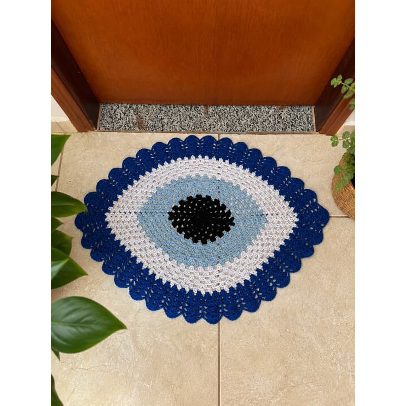 Tapete de Crochê Olho Grego 85x82 Tapetinho Porta de Entrada, Lavabo, Banheiro, Amuleto Olho Turco Nazar Mati