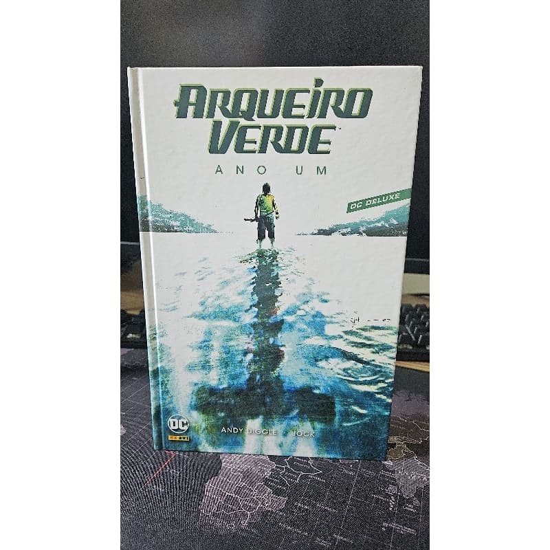 Arqueiro Verde - Ano Um (HQ capa dura)