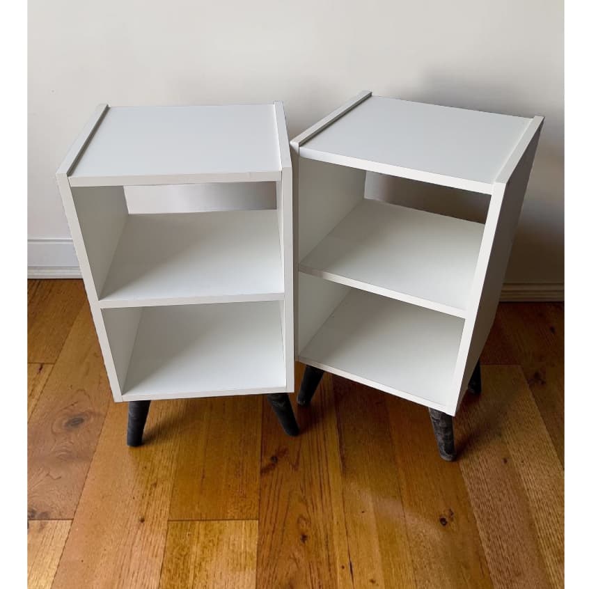 Kit 2 Criado Mesa cabeceira grande MDF branco pés palito retro - Nicho, prateleira, mesa de apoio