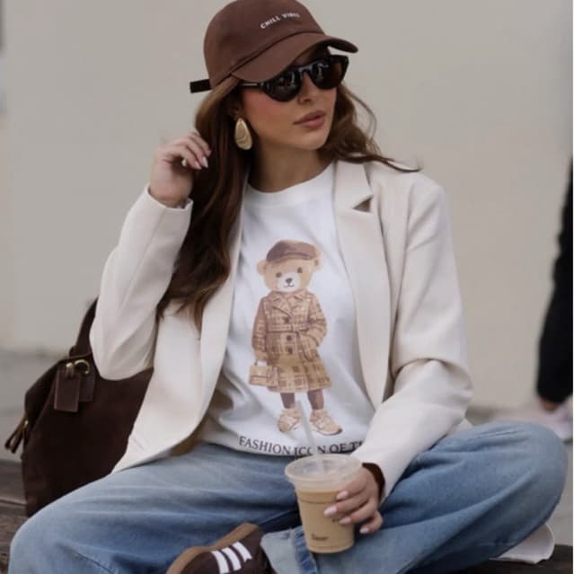 Camiseta Feminina Ursinho Fashion Icon Casual Chic Estampa Premium Manga Curta