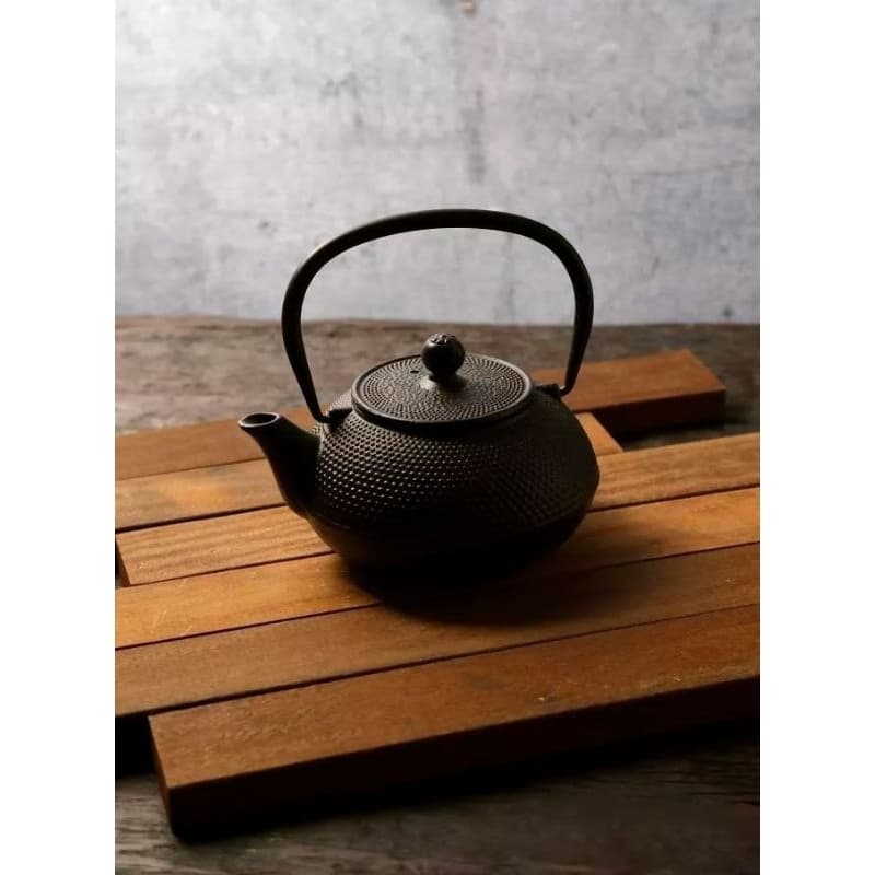 Chaleira Esmaltada Em Ferro Fundido Indução N°18 Preto 1,5L 9045 MTA