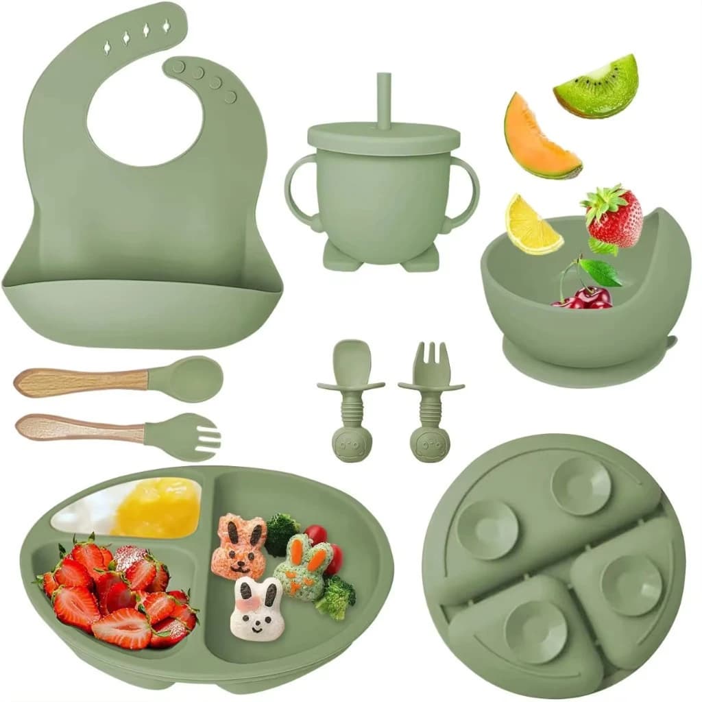 Kit de Alimentação Infantil 9 Peças em Silicone alimentício com Prato Babador Copinho e Talheres